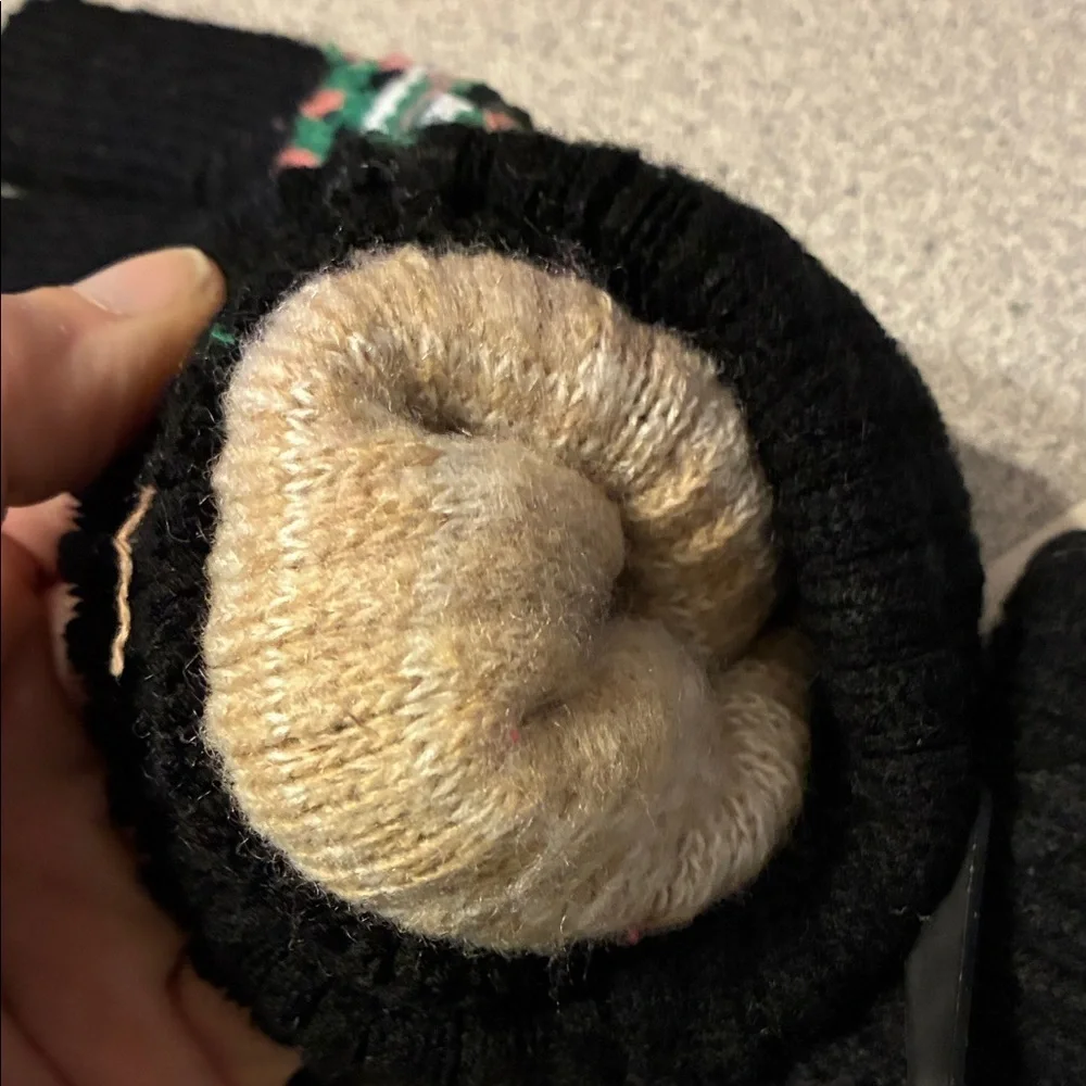 NWT Black and Green Winter Wool-lined Gloves